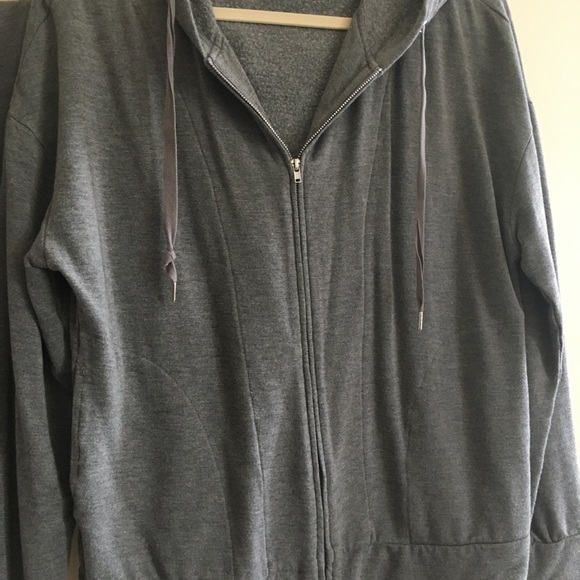 Som Weekends like new soft fleece jacket and joggers. Gray, Size M. - Picture 4 of 6